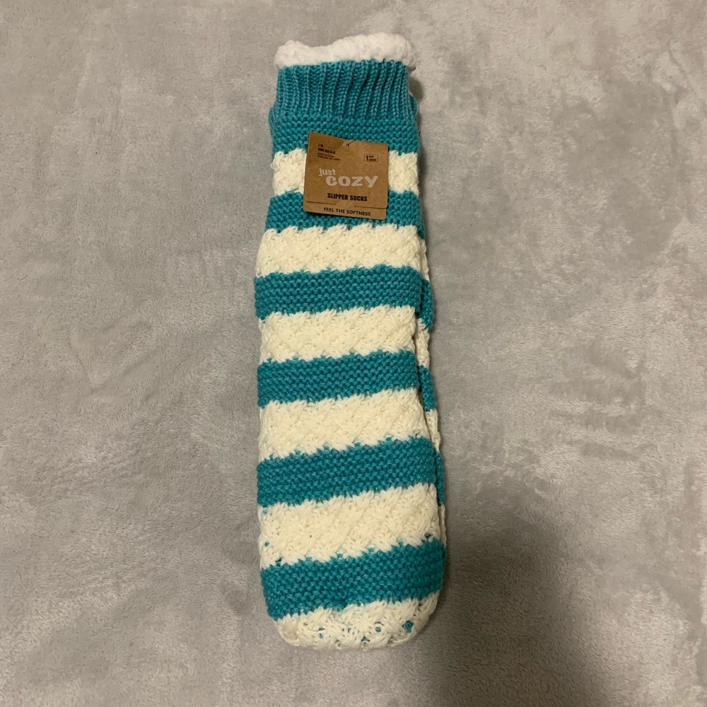 JUST COZY SLIPPER SOCKS